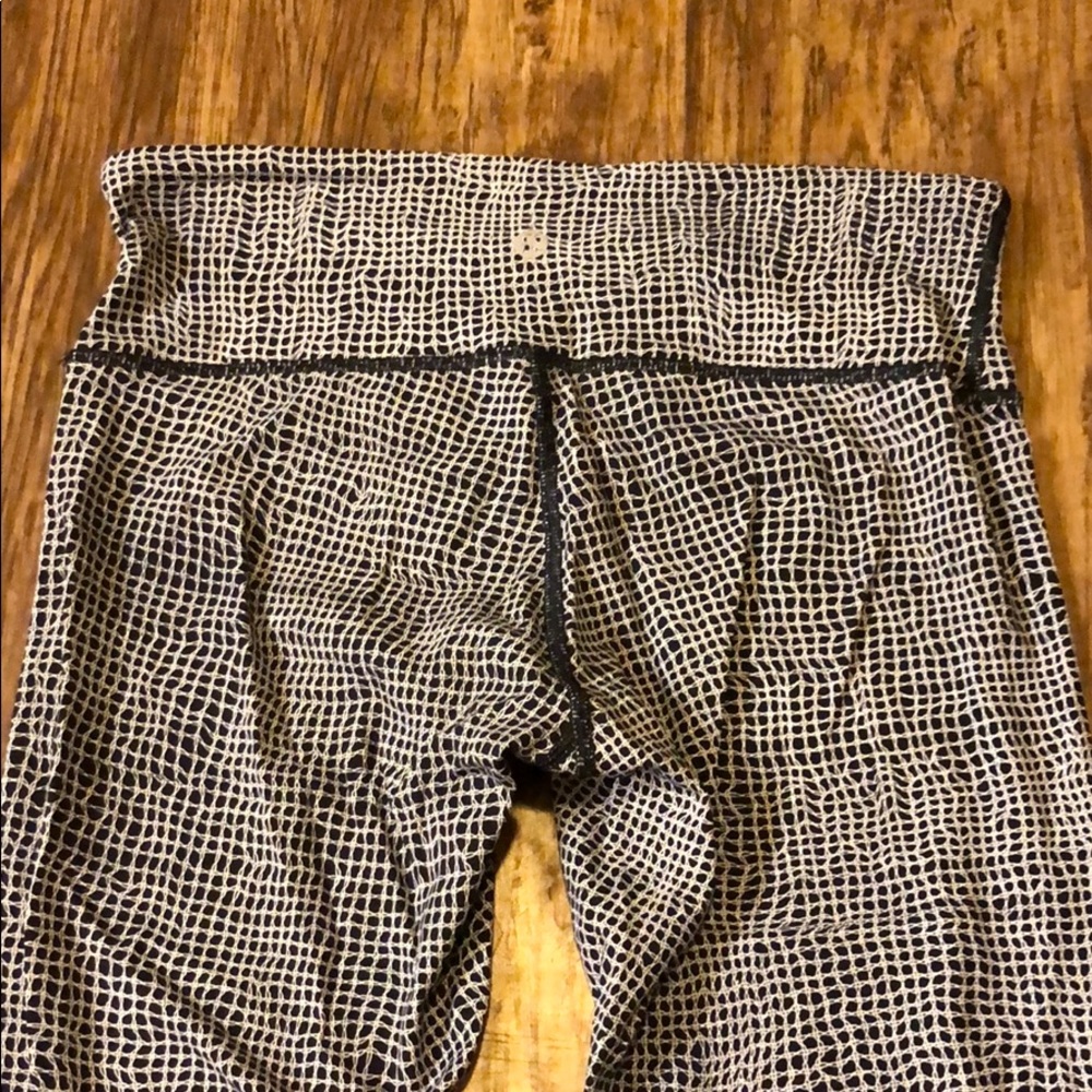 Lululemon Wunder Under leggings